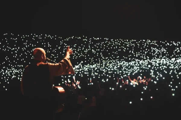 Brazilians Rise at 4 AM to Stream Catholic Prayers — A New Digital Revival