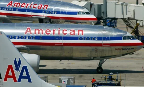 American Airlines Files for Chapter 11 Bankruptcy, Halts All Flight Operations