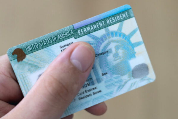 November 2025 Visa Bulletin Keeps Green Card Waits Mostly Unchanged