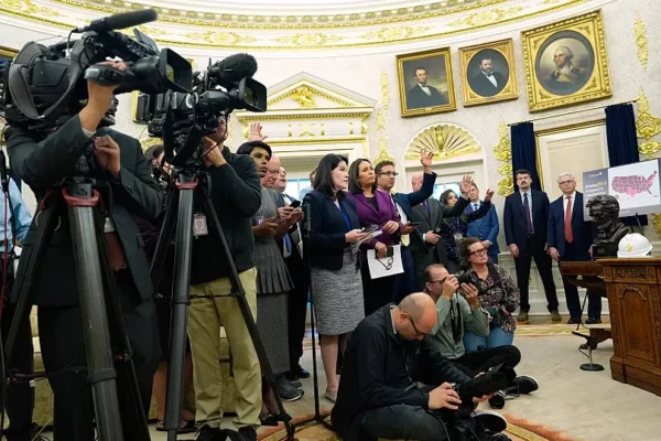 Journalists Exit Pentagon Over New Reporting Restrictions Imposed by Trump Administration