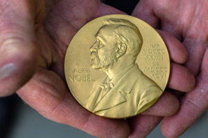Which Countries Have Earned the Most Nobel Prizes by 2025?