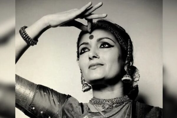 Bharatanatyam Artist Savitha Subramanian Examines Impact of Social Media on Global Art