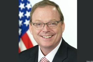 Feature and Cover White House Economic Adviser Calls for Disciplinary Action Against New York Fed Researchers