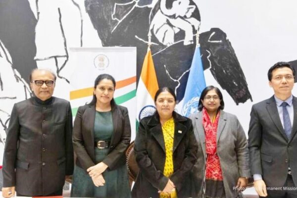 Integration of New Educational Technologies Necessary to Promote Global Hindi Literacy