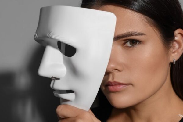 Psychology Reveals 7 Emotional Traps That Strong Personalities Avoid to Maintain Confidence