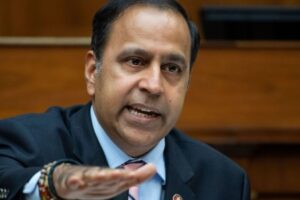 U S Lawmakers Support Rep Krishnamoorthis Senate Bid 1