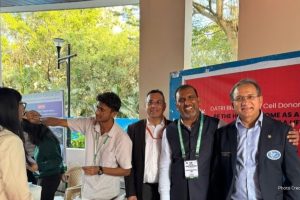 1 Cricket Legend Sunil Gavaskar Renders Support to AAPI’s Stem Cell Drive