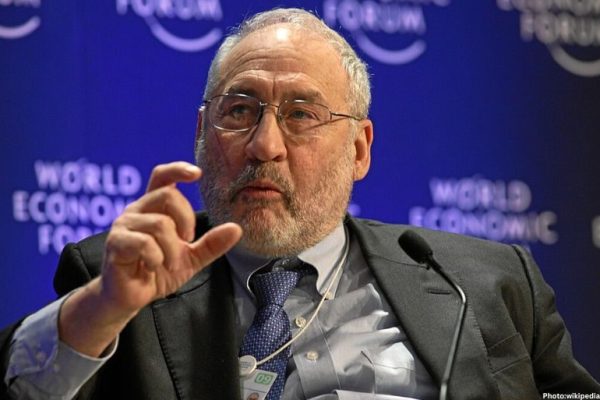 Feature and Cover The Great Disconnect Stiglitz Warns of an AI Driven Inequality Trap