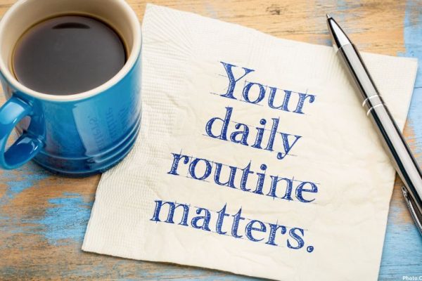 Feature and Cover The Hidden Toll of Daily Routine Medical Experts Debunk and Validate the 'Silent Habits' of Modern Wellness