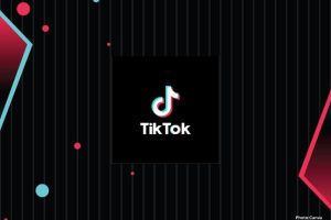 Feature and Cover Trump Administration to Secure $10 Billion ‘Transaction Fee’ in Landmark TikTok Restructuring