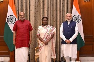 Photo Vice President Radhakrishnan Highlights Role of Journalism at 20th Ramnath Goenka Awards